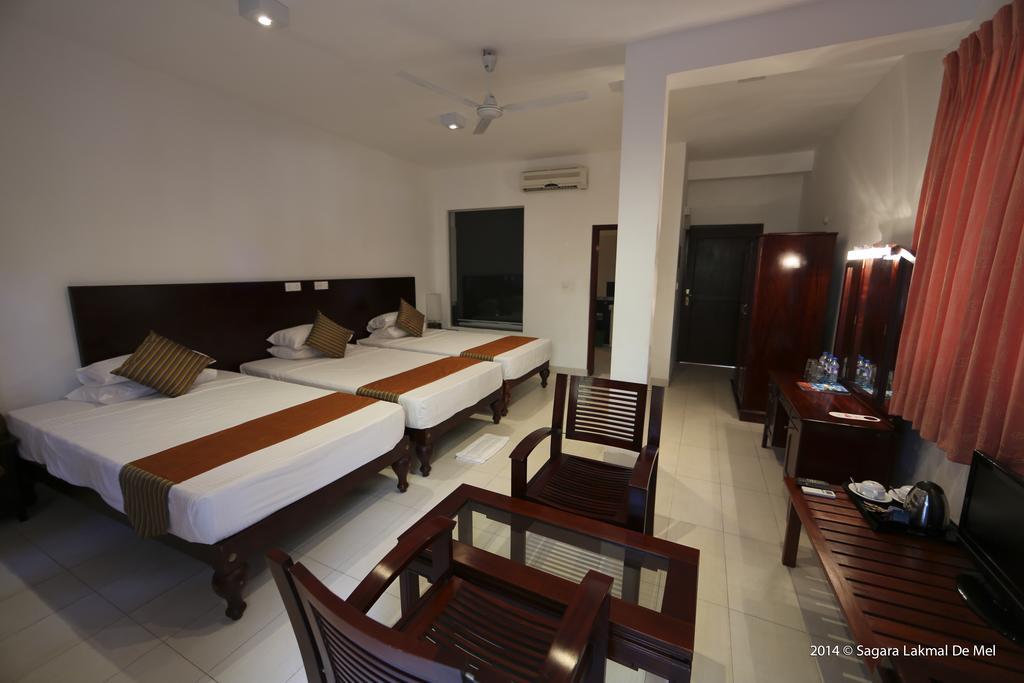 Marina Bentota Otel Dış mekan fotoğraf